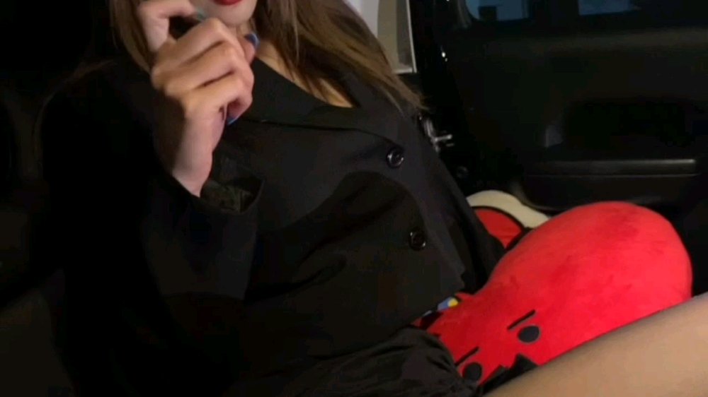 Preview image for elle