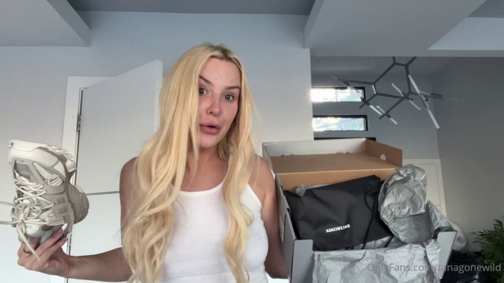 Preview image for tana mongeau - join @plugleaksofficial on telegram