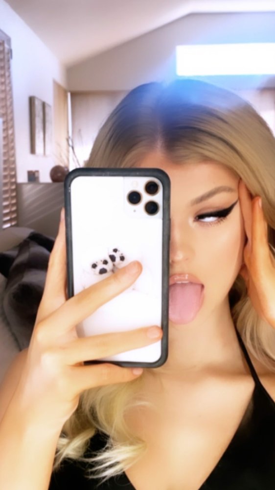 Preview image for 𝗦𝐓𝐑𝐄𝐀𝐌𝐄𝐑𝗚𝗜𝗥𝗟𝗦.net (𝐓𝐄𝐋𝐄𝐆𝐑𝐀𝐌) - streamergirls.net (website)