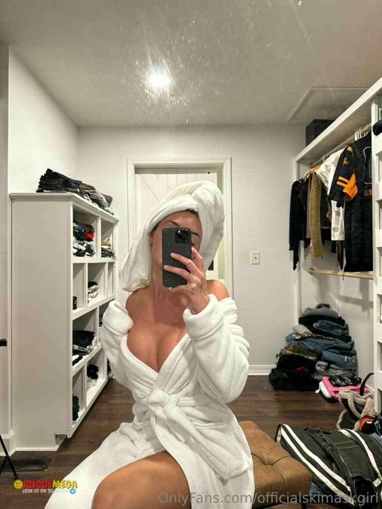 Preview image for skimaskgirl