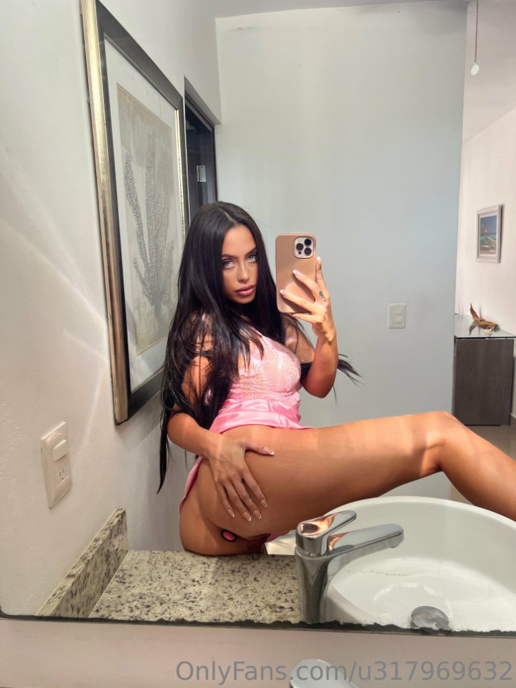 Preview image for coramayxo