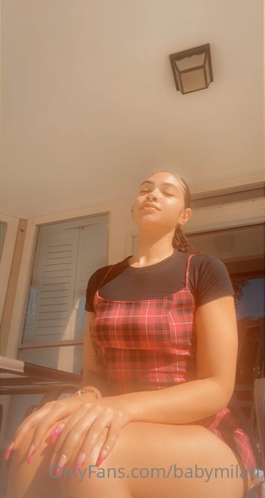 Preview image for bm - ladyleak.com