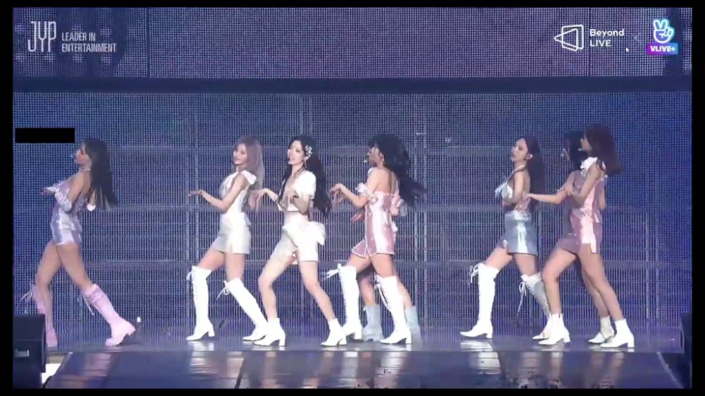 Preview image for 4th world tour 1080p