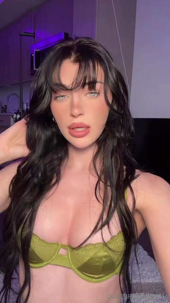 Preview image for queenpussybossv - tg - @frenzyleaked