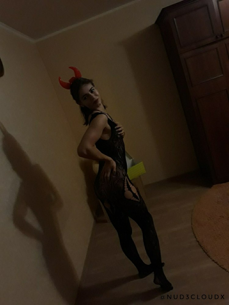 Preview image for 𝗦𝐓𝐑𝐄𝐀𝐌𝐄𝐑𝗚𝗜𝗥𝗟𝗦.net (𝐓𝐄𝐋𝐄𝐆𝐑𝐀𝐌) - streamergirls.net (website) (SWnk)