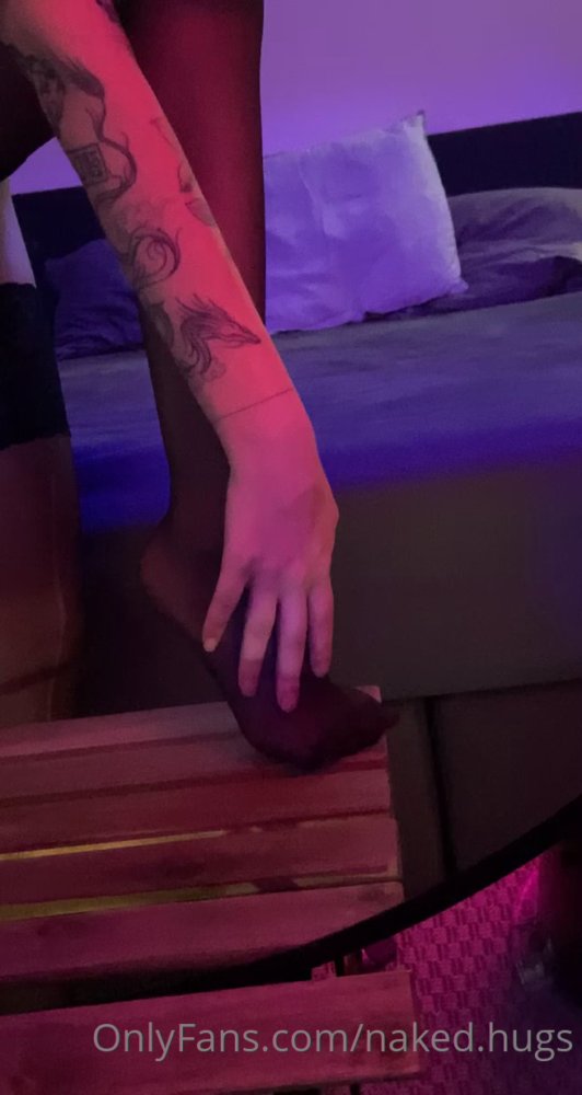 Preview image for naked hugs