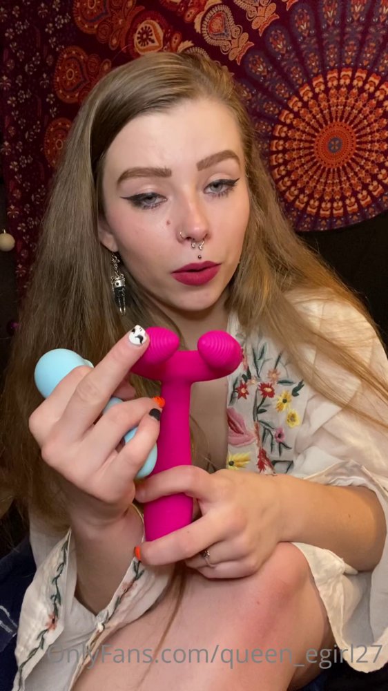Preview image for queen_egirl27