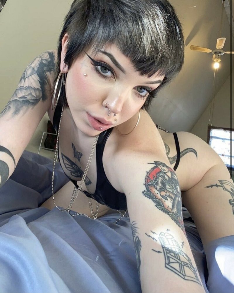 Preview image for gothcowgirlll - by telegram gigafans.net