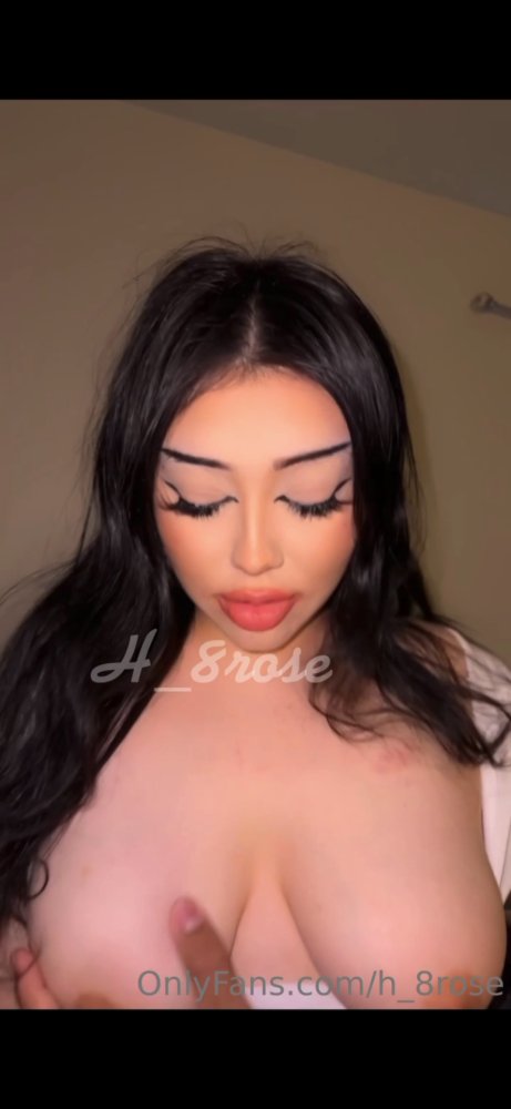 Preview image for 𝗦𝐓𝐑𝐄𝐀𝐌𝐄𝐑𝗚𝗜𝗥𝗟𝗦 net (𝐓𝐄𝐋𝐄𝐆𝐑𝐀𝐌) - streamergirls