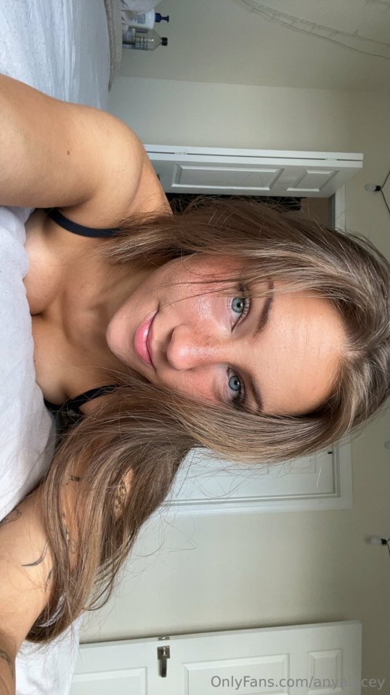 Preview image for anyalacey fap4lm.com