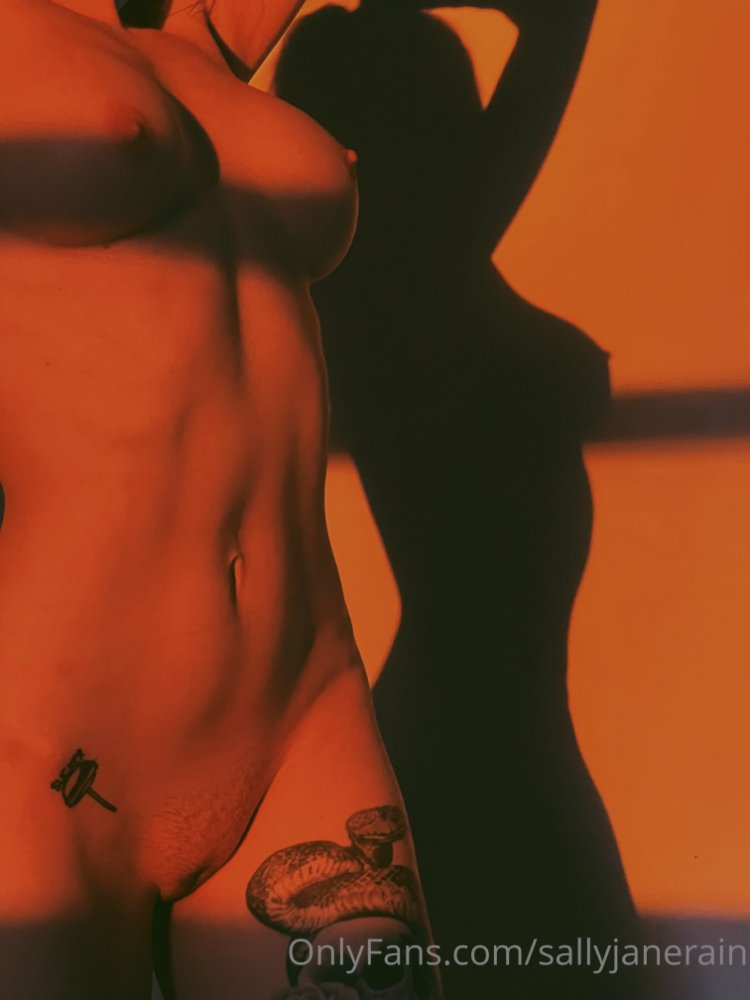 Preview image for sallyjanerain - the onlyclub69 (telegram)