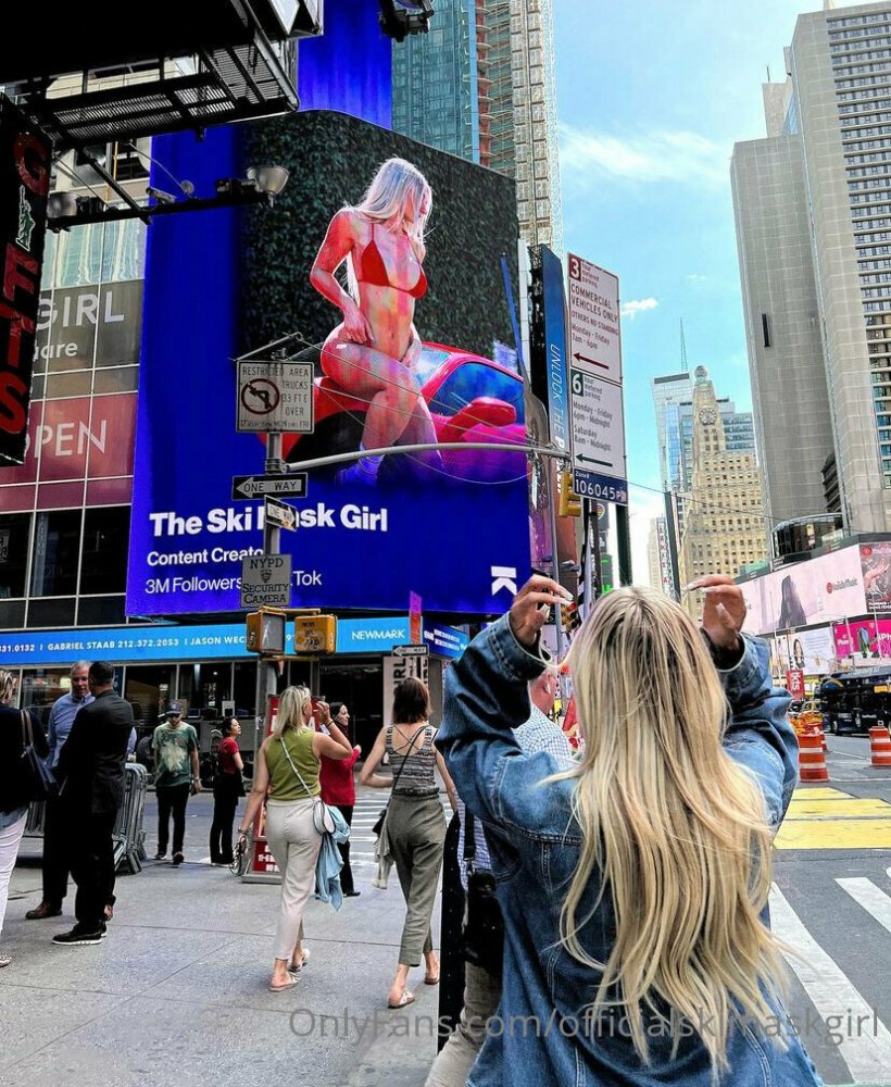 Preview image for skimaskgirl  by telegram gigafans.net (qpIL)