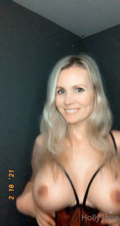 Preview image for hollyjaneloves69