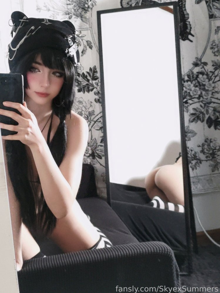 Preview image for skyexxxsummers - by telegram gigafans.net