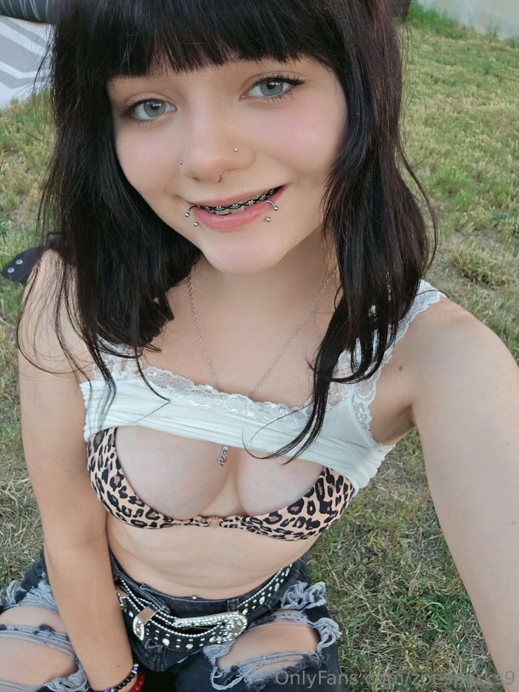 Preview image for zoe sparks - the onlyclub69 (telegram)