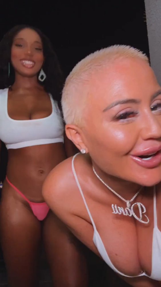 Preview image for daniibanks@onlyw£3d