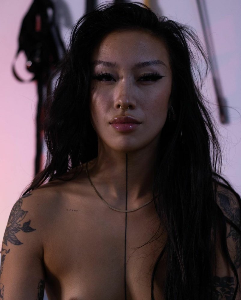 Preview image for themistressmax by telegram gigafans.net (fdmV)