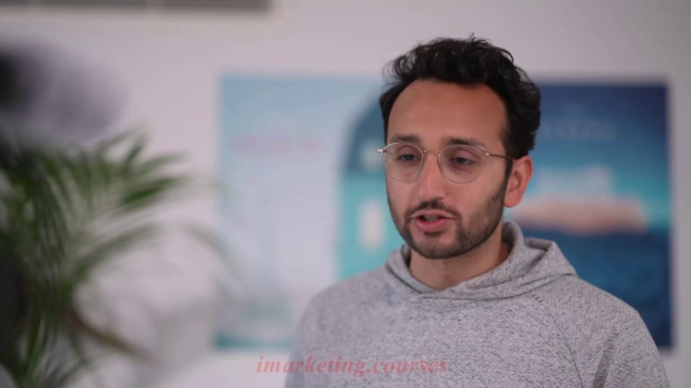 Preview image for ali abdaal - camera confidence