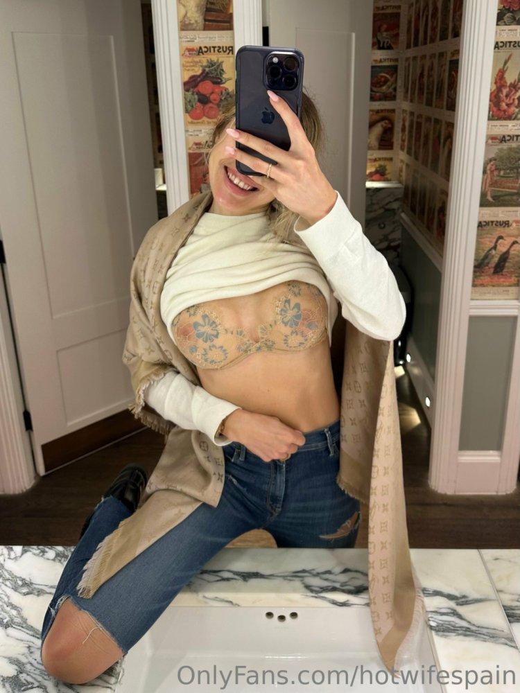 Preview image for hotwifespain - website onlymega.vip