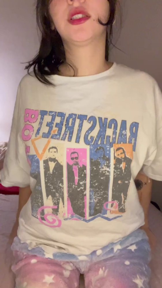 Preview image for theteenlatina 