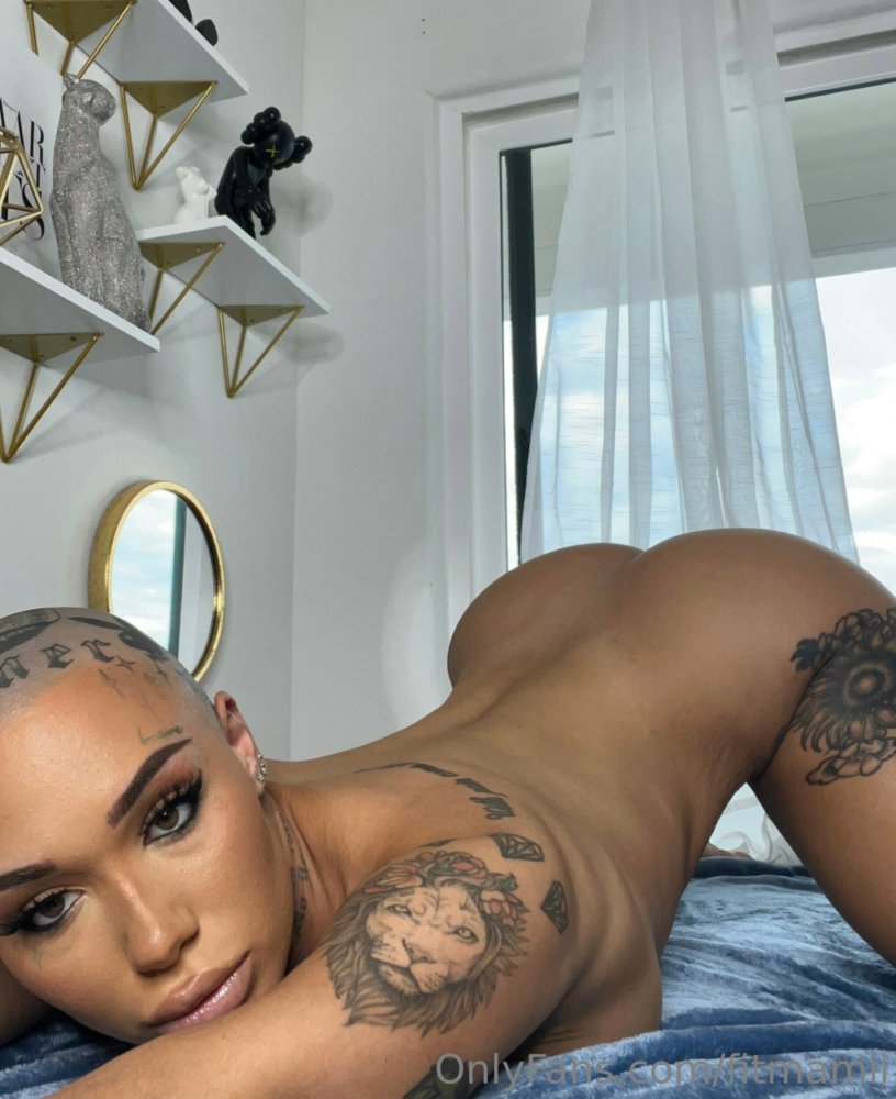 Preview image for destinicreams aka fitmama - onlyfree