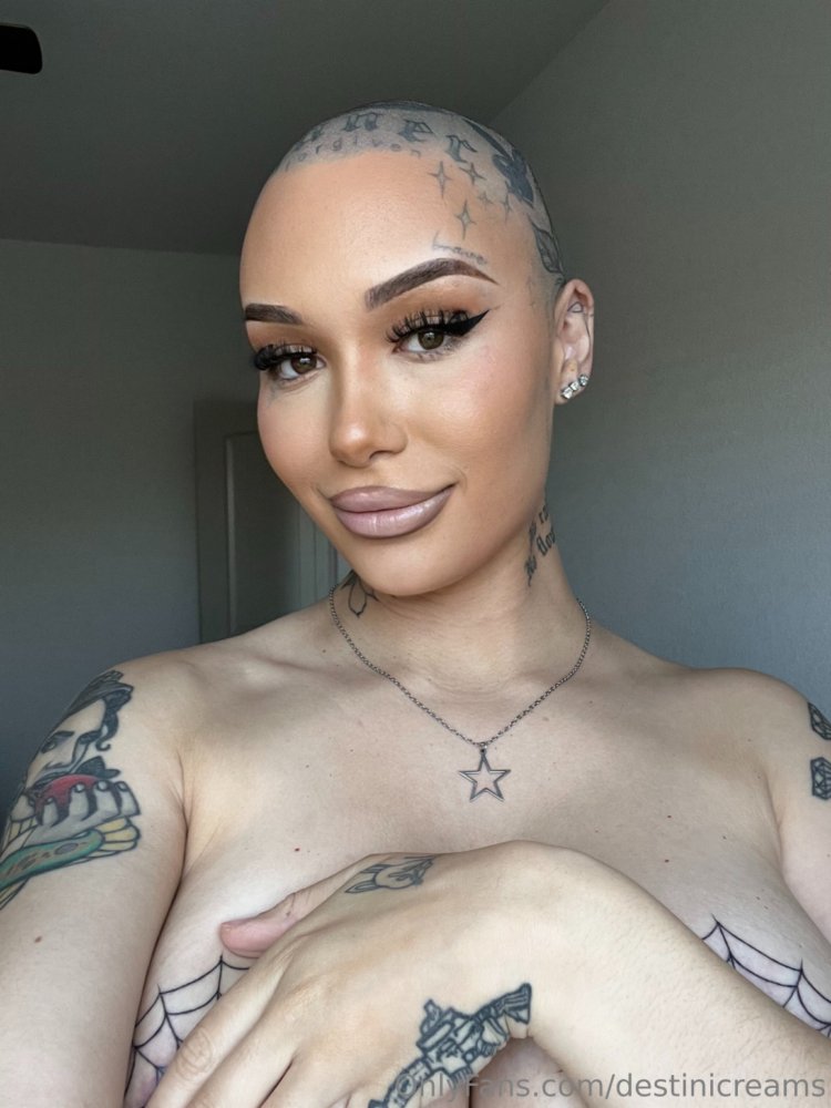 Preview image for destinicreams aka fitmama - onlyfree