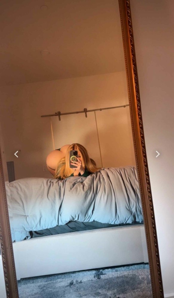 Preview image for lindsaycapuano - join @megardlinks on telegram