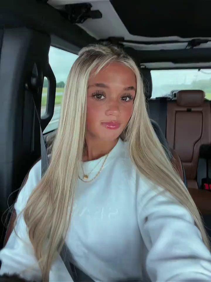 Preview image for juliannapeyton