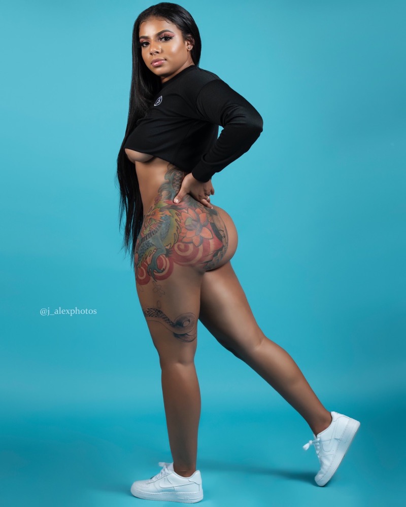 Preview image for celebrities by @ebonythroatqueens_usa (telegram)