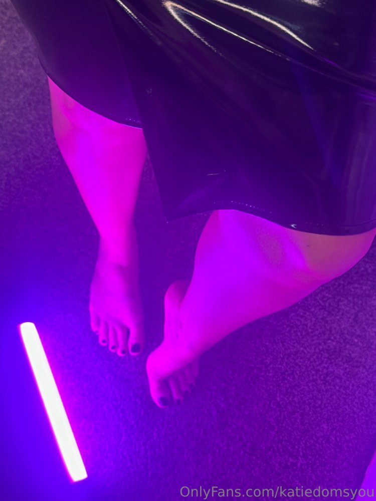 Preview image for katiedomsyou - website onlymega.vip