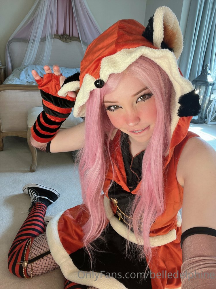Preview image for belle delphine  @hqols