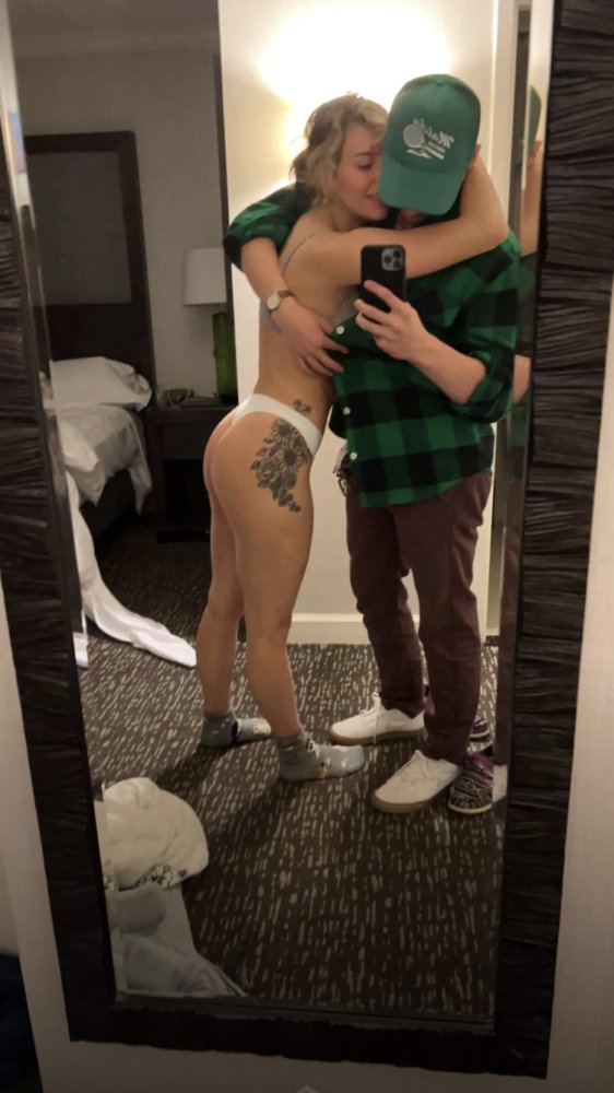 Preview image for @freehotlinks on telegram - ashtyn sommer - azzyman