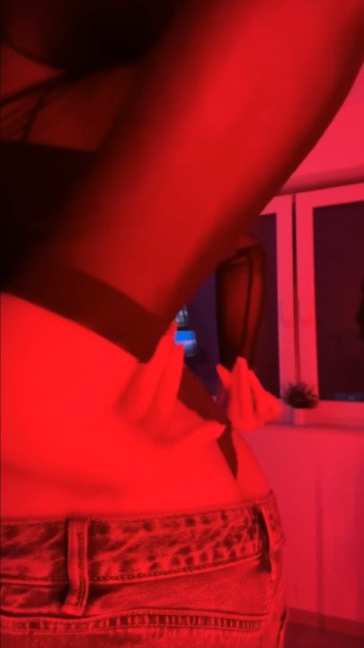 Preview image for asmr janina (vwZb)