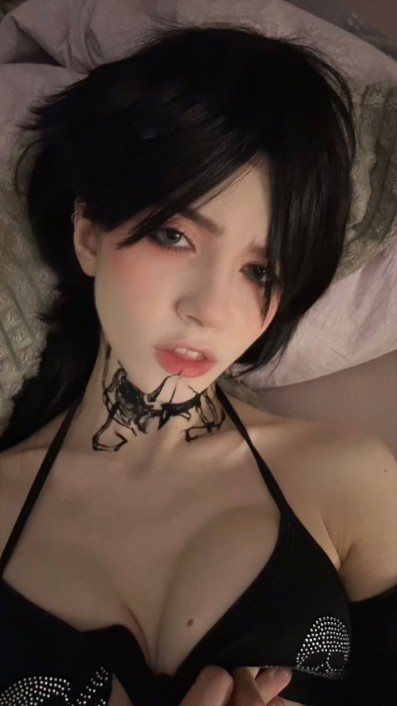 Preview image for yoursmalldoll - website onlymega.vip (03mV)