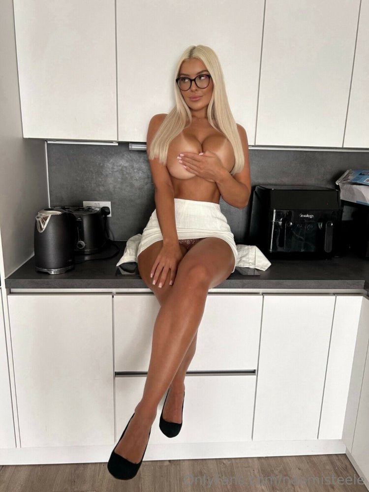 Preview image for anna_huntt - by telegram gigafans.net (MmuT)