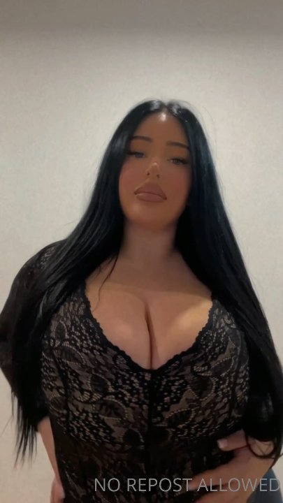 Preview image for @itsonlyy on telegram - claudia rivier