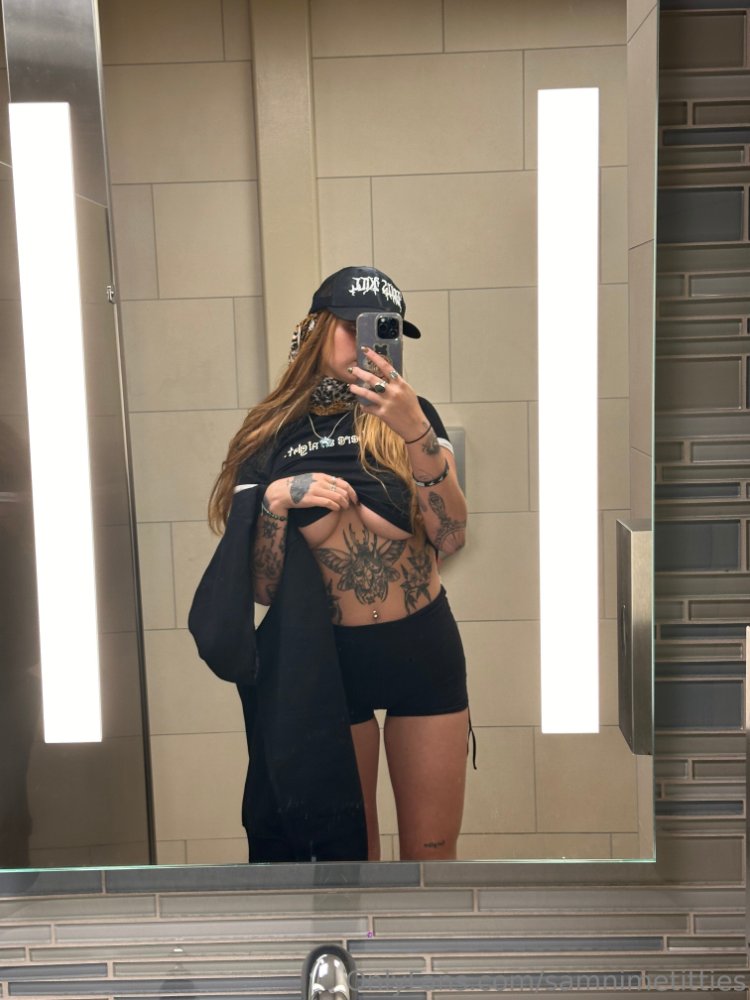 Preview image for samnimetitties(𝗧𝗲𝗹𝗲𝗴𝗿𝗮𝗺 @𝗜𝗻𝘀𝘁𝗮𝗛𝗼𝗲𝘀𝗛𝘂𝗯𝗯)