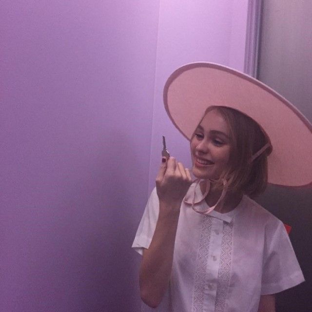 Preview image for lily rose depp photopack