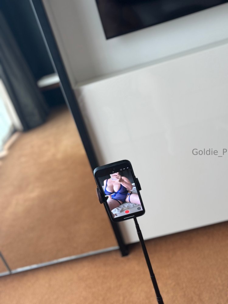 Preview image for goldie_p fap4lm.com
