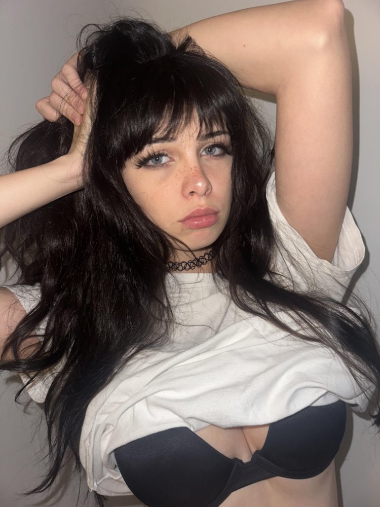 Preview image for avivafoxxx