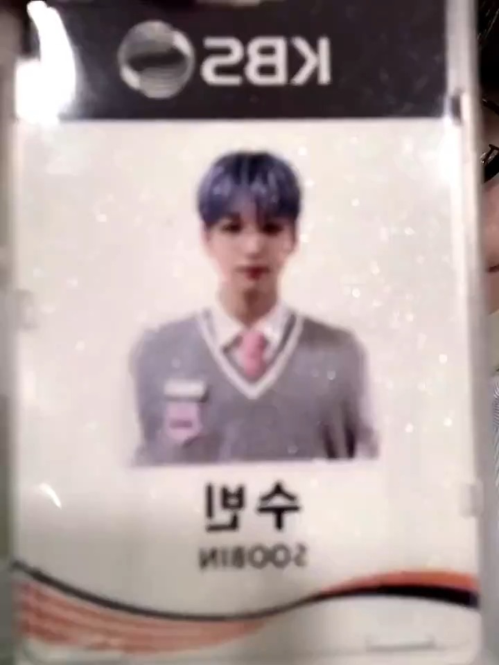 Preview image for soobin selfies