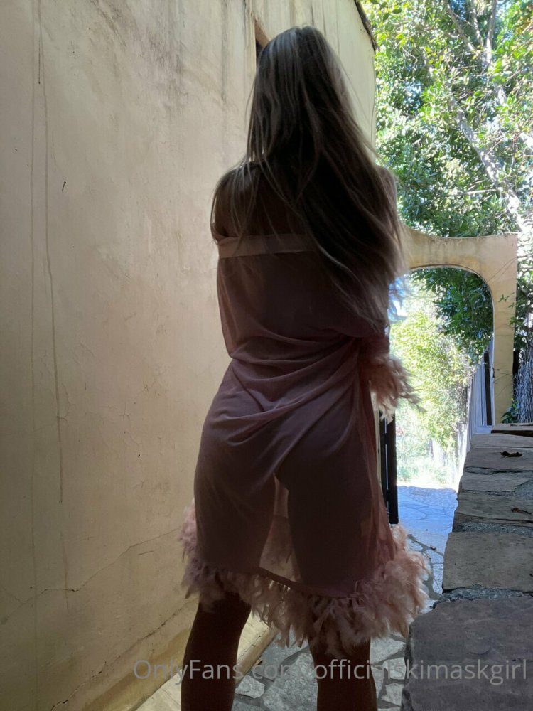 Preview image for skimaskgirluncensored