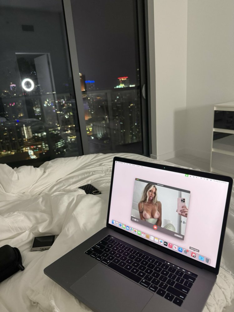 Preview image for taylorpeachxo - by telegram gigafans.net (gL01)