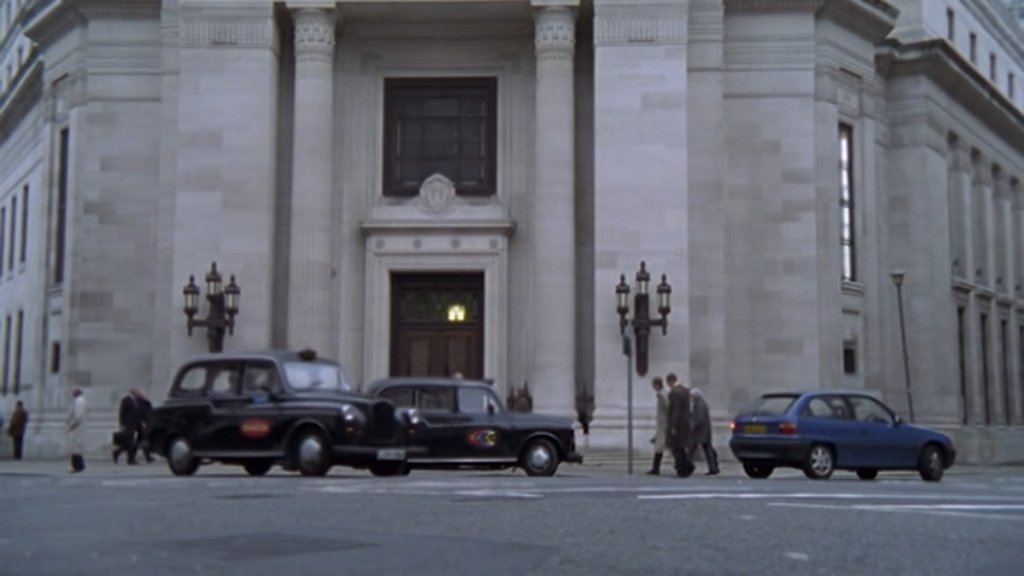 Preview image for spooks-mi5 (2002 - 2004) - seasons 01, 02 & 03