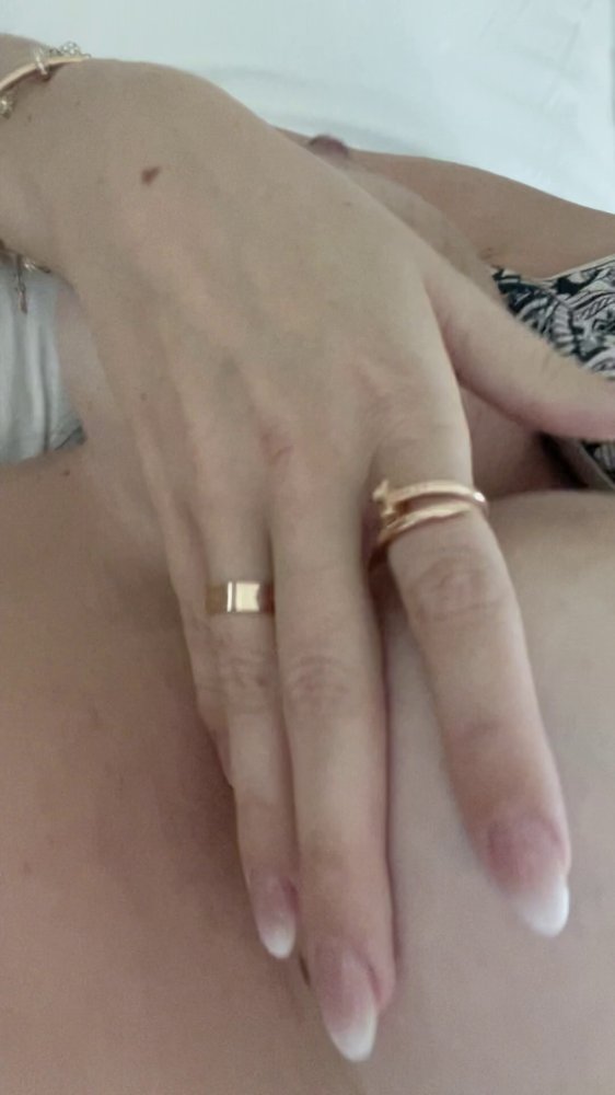 Preview image for yvonne barjoin us@truekingzandqueenz-(telegram)