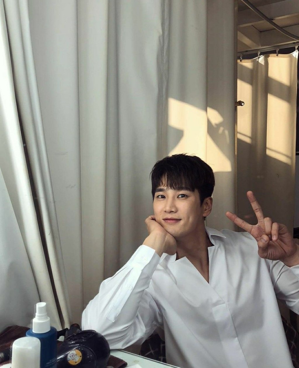 Preview image for ahn bohyun