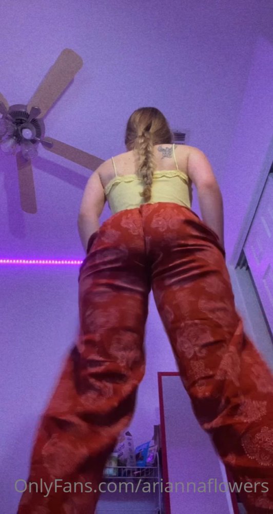Preview image for ariannaflowers - @cutegirlsnetwork on [telegram] 🌌🔥 - azzyman