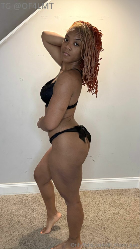 Preview image for lil_moni_que fap4lm.com