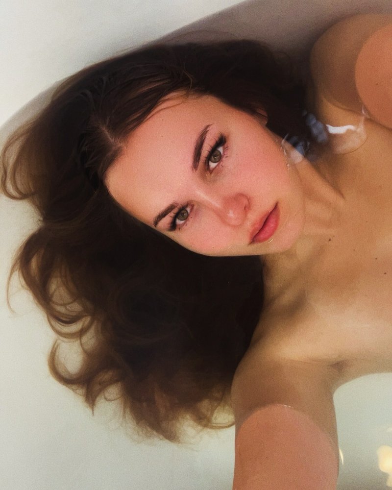 Preview image for cassie_claire by telegram gigafans.net