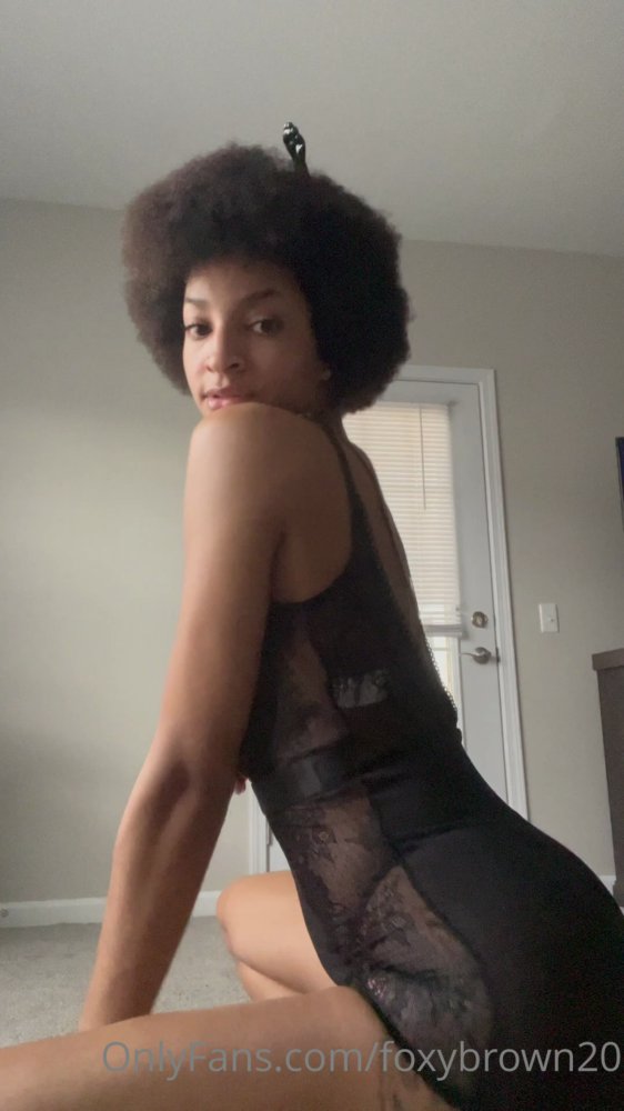 Preview image for foxybrown20 (0AjT)